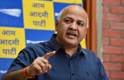 Ensure no child is left behind, Sisodia tells Delhi govt school principals | Ensure no child is left behind, Sisodia tells Delhi govt school principals