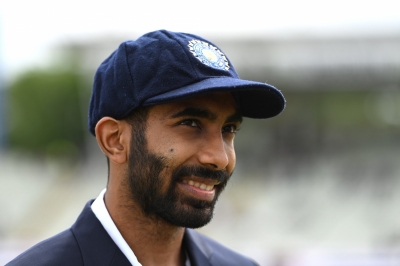 ENG v IND, 5th Test: Rain forces early lunch after Bumrah takes out Lees; England trail India by 400 runs | ENG v IND, 5th Test: Rain forces early lunch after Bumrah takes out Lees; England trail India by 400 runs