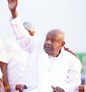 Former PM Deve Gowda vows to challenge Siddaramaiah's ‘arrogance’ | Former PM Deve Gowda vows to challenge Siddaramaiah's ‘arrogance’