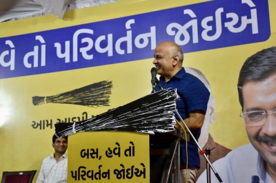 AAP to announce Gujarat chief ministerial candidate at apt time: Sisodia | AAP to announce Gujarat chief ministerial candidate at apt time: Sisodia