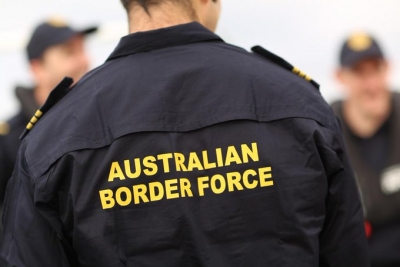 Australian border reopening delayed amid Omicron concerns | Australian border reopening delayed amid Omicron concerns