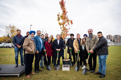 Canadian city pays tribute to Moosewala, plants a tree | Canadian city pays tribute to Moosewala, plants a tree Canadian city pays tribute to Moosewala, plants a tree | Canadian city pays tribute to Moosewala, plants a tree