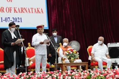 Thaawarchand Gehlot takes oath as K'taka's new Governor | Thaawarchand Gehlot takes oath as K'taka's new Governor