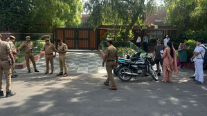 We are deeply concerned: Delhi schools react after bomb threats | We are deeply concerned: Delhi schools react after bomb threats We are deeply concerned: Delhi schools react after bomb threats | We are deeply concerned: Delhi schools react after bomb threats