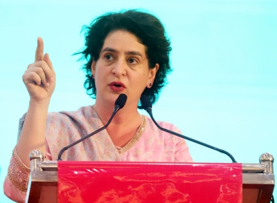 Resolutions should not be on papers only but on the ground: Priyanka | Resolutions should not be on papers only but on the ground: Priyanka Resolutions should not be on papers only but on the ground: Priyanka | Resolutions should not be on papers only but on the ground: Priyanka