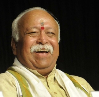 RSS chief Mohan Bhagwat participates in Pongal celebrations | RSS chief Mohan Bhagwat participates in Pongal celebrations