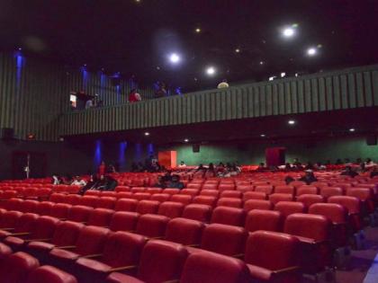 Diwali Gift: Eight more multiplexes! (IANS Column: B-Town) | Diwali Gift: Eight more multiplexes! (IANS Column: B-Town) Diwali Gift: Eight more multiplexes! (IANS Column: B-Town) | Diwali Gift: Eight more multiplexes! (IANS Column: B-Town)