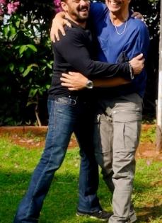 Akshay, Salman join chorus against Maldives; amplify calls for boycott | Akshay, Salman join chorus against Maldives; amplify calls for boycott Akshay, Salman join chorus against Maldives; amplify calls for boycott | Akshay, Salman join chorus against Maldives; amplify calls for boycott