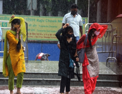 Showers bring relief to Delhi-NCR | Showers bring relief to Delhi-NCR