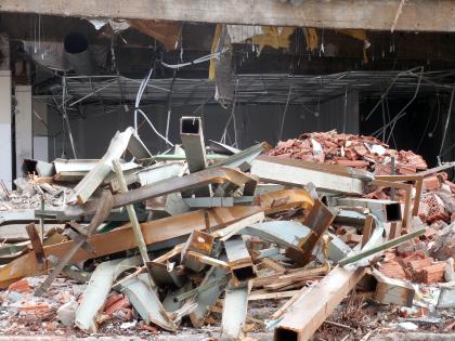 Two labourers killed, four still buried as cinema hall lintel collapses in UP | Two labourers killed, four still buried as cinema hall lintel collapses in UP