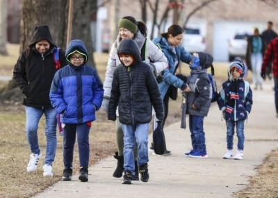 Chicago Public Schools lift mask mandate | Chicago Public Schools lift mask mandate