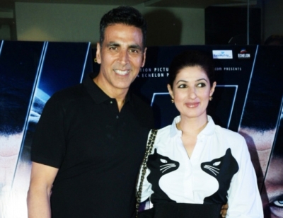 Akshay wishes wife Twinkle on her birthday with hilarious post | Akshay wishes wife Twinkle on her birthday with hilarious post Akshay wishes wife Twinkle on her birthday with hilarious post | Akshay wishes wife Twinkle on her birthday with hilarious post