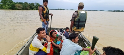 Assam floods: Amit Shah assures all help, army joins rescue ops | Assam floods: Amit Shah assures all help, army joins rescue ops
