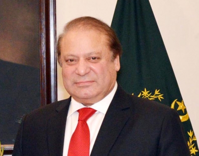 Approached UK for Nawaz Sharif's extradition: Pak PM's aide | Approached UK for Nawaz Sharif's extradition: Pak PM's aide