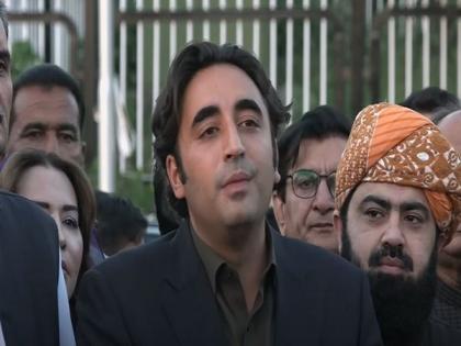 Bilawal slams Imran Khan for 'bullying' Pak poll body to influence PTI foreign funding case | Bilawal slams Imran Khan for 'bullying' Pak poll body to influence PTI foreign funding case