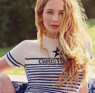 Jennifer Lawrence sent Robert De Niro home from her wedding rehearsal dinner | Jennifer Lawrence sent Robert De Niro home from her wedding rehearsal dinner