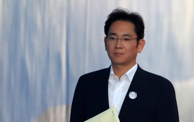 Samsung heir sentenced to prison for corruption | Samsung heir sentenced to prison for corruption