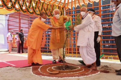 Ayodhya awaits PM Modi for Bhumi Pujan | Ayodhya awaits PM Modi for Bhumi Pujan