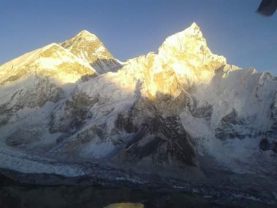 Chinese explorers start Everest climb amid pandemic | Chinese explorers start Everest climb amid pandemic