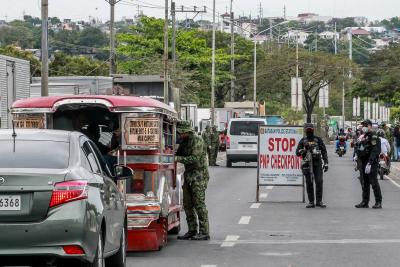 Millions return to lockdown in Philippines | Millions return to lockdown in Philippines