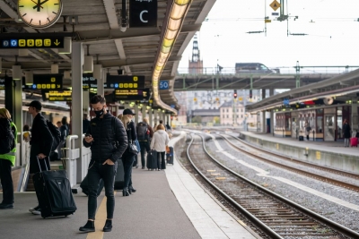 Commuter train drivers stage strike in Stockholm | Commuter train drivers stage strike in Stockholm
