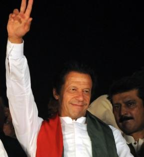 Pak lawmaker threatens to carry out suicide attack if harm befalls Imran Khan | Pak lawmaker threatens to carry out suicide attack if harm befalls Imran Khan