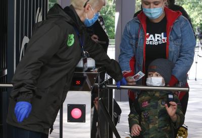 Ukraine's Covid-19 cases surpass 4 mn | Ukraine's Covid-19 cases surpass 4 mn Ukraine's Covid-19 cases surpass 4 mn | Ukraine's Covid-19 cases surpass 4 mn