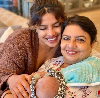Priyanka shares glimpse of daughter Malti cradled in mother Madhu's arms | Priyanka shares glimpse of daughter Malti cradled in mother Madhu's arms