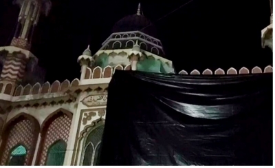 Aligarh mosque covered with tarpaulin ahead of Holi | Aligarh mosque covered with tarpaulin ahead of Holi