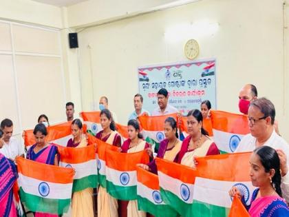 Mission Shakti SHGs supplied 30 lakh national flags in Odisha | Mission Shakti SHGs supplied 30 lakh national flags in Odisha Mission Shakti SHGs supplied 30 lakh national flags in Odisha | Mission Shakti SHGs supplied 30 lakh national flags in Odisha