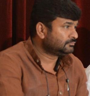 Neither happy nor sad over CBI grilling Kulkarni: Slain BJP leader's widow | Neither happy nor sad over CBI grilling Kulkarni: Slain BJP leader's widow