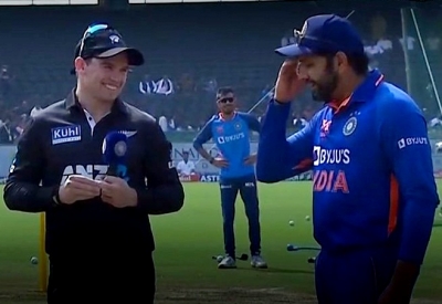 2nd ODI: India win toss, elect to bowl first against New Zealand | 2nd ODI: India win toss, elect to bowl first against New Zealand