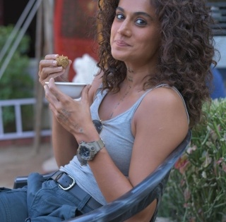 'Laddoos' work more for Taapsee Pannu than protein bars | 'Laddoos' work more for Taapsee Pannu than protein bars