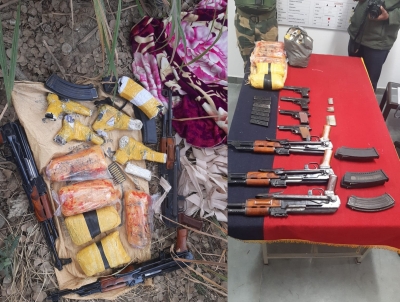 Cache of arms, drugs recovered by BSF along India-Pak border in Jammu | Cache of arms, drugs recovered by BSF along India-Pak border in Jammu Cache of arms, drugs recovered by BSF along India-Pak border in Jammu | Cache of arms, drugs recovered by BSF along India-Pak border in Jammu
