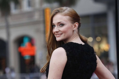 Sophie Turner goes Instagram official with new man after split from Joe Jonas | Sophie Turner goes Instagram official with new man after split from Joe Jonas