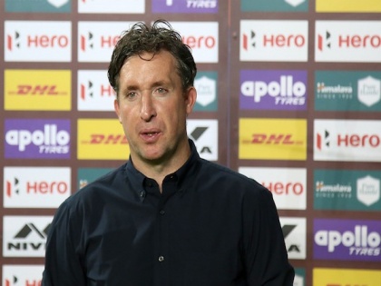 ISL 7: SC East Bengal coach Robbie Fowler handed four-match ban | ISL 7: SC East Bengal coach Robbie Fowler handed four-match ban