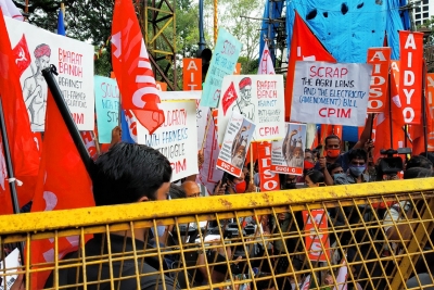 Has the ultra-Left hijacked farmers' agitation? (IANS Investigation, Part 3) | Has the ultra-Left hijacked farmers' agitation? (IANS Investigation, Part 3) Has the ultra-Left hijacked farmers' agitation? (IANS Investigation, Part 3) | Has the ultra-Left hijacked farmers' agitation? (IANS Investigation, Part 3)