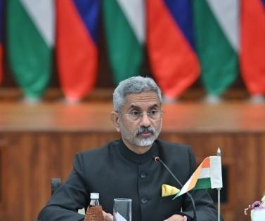 Jaishankar calls up Hungarian, Moldavan counterparts for extending evacuation support | Jaishankar calls up Hungarian, Moldavan counterparts for extending evacuation support