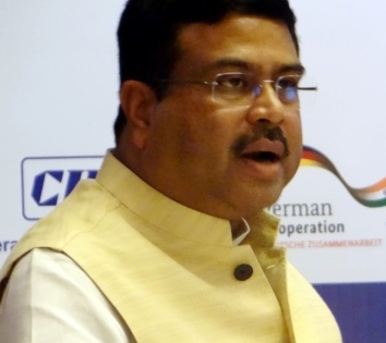 Pradhan urges Central PSUs to administer 10L vax doses in Odisha in July | Pradhan urges Central PSUs to administer 10L vax doses in Odisha in July