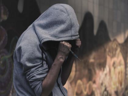 Changes in brain hinder addiction recovery in those HIV positive: Study | Changes in brain hinder addiction recovery in those HIV positive: Study