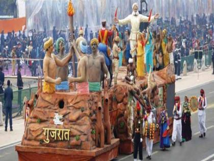 Republic Day 2022: Gujarat tableau shows 1922 massacre of tribal freedom fighters by British | Republic Day 2022: Gujarat tableau shows 1922 massacre of tribal freedom fighters by British Republic Day 2022: Gujarat tableau shows 1922 massacre of tribal freedom fighters by British | Republic Day 2022: Gujarat tableau shows 1922 massacre of tribal freedom fighters by British