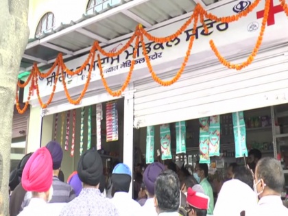 UP: Pharmacy set up in Gurudwara to provide medicines at affordable rates | UP: Pharmacy set up in Gurudwara to provide medicines at affordable rates