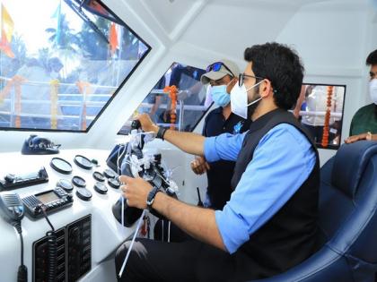 Maharashtra: Aaditya Thackeray launches scuba dive boat in Tarkarli | Maharashtra: Aaditya Thackeray launches scuba dive boat in Tarkarli