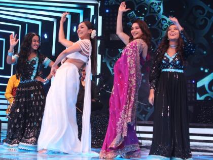 Madhuri Dixit recreates ‘Mera Piya Ghar Aaya’ with Neeti Mohan | Madhuri Dixit recreates ‘Mera Piya Ghar Aaya’ with Neeti Mohan Madhuri Dixit recreates ‘Mera Piya Ghar Aaya’ with Neeti Mohan | Madhuri Dixit recreates ‘Mera Piya Ghar Aaya’ with Neeti Mohan