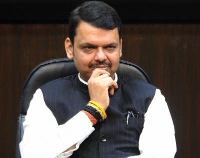 Irked by blackout, Nagpur man threatens to blow up Fadnavis' home! | Irked by blackout, Nagpur man threatens to blow up Fadnavis' home! Irked by blackout, Nagpur man threatens to blow up Fadnavis' home! | Irked by blackout, Nagpur man threatens to blow up Fadnavis' home!