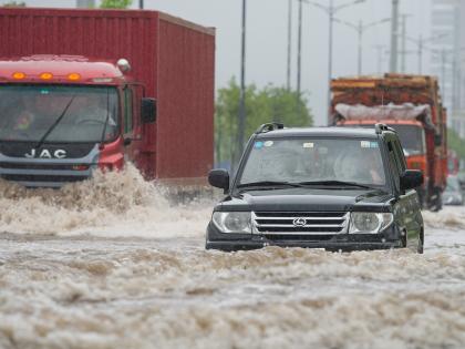 Heavy rain lash China's Chongqing, rivers flowing above warning level | Heavy rain lash China's Chongqing, rivers flowing above warning level