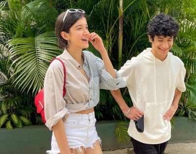Shanaya Kapoor has a 'baby's day out' with younger brother Jahaan | Shanaya Kapoor has a 'baby's day out' with younger brother Jahaan