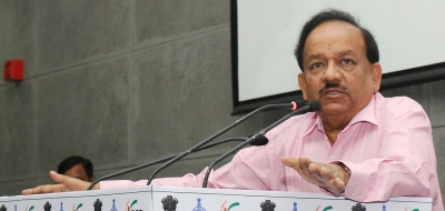Testing 1.3 bn people neither possible nor feasible: Harsh Vardhan | Testing 1.3 bn people neither possible nor feasible: Harsh Vardhan
