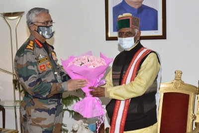 Army chief discuses India-China border infra with HP Guv | Army chief discuses India-China border infra with HP Guv
