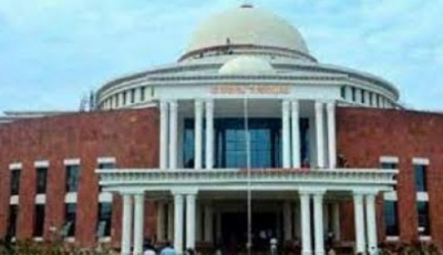 BJP creates ruckus in J'khand Assembly, demands sacking of state Advocate General | BJP creates ruckus in J'khand Assembly, demands sacking of state Advocate General